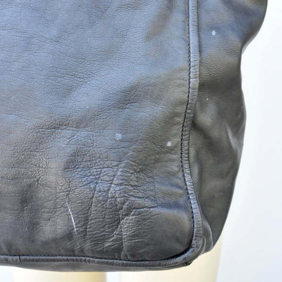 Zadig & Voltaire Black Leather Shoulder Bag Skull - Picture 7 of 16